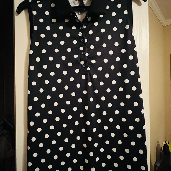 Nike Golf Black and White Dri-FIT Shirt - Picture 1 of 3
